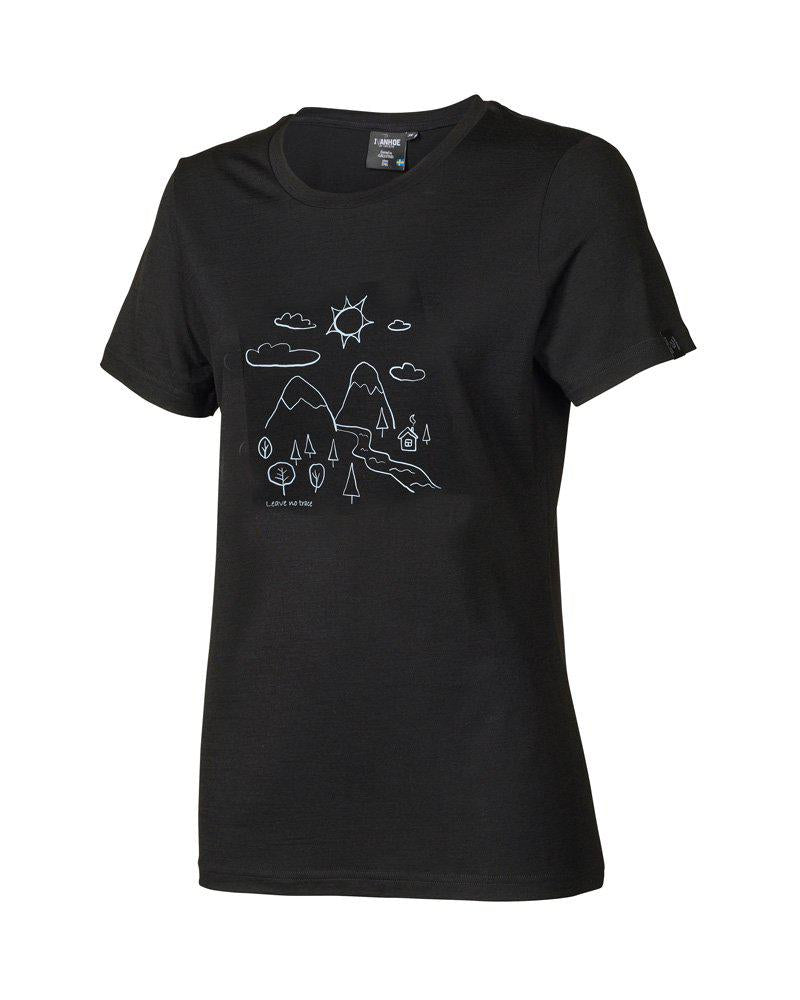 1200219015_UW_Cilla_Outdoor_1